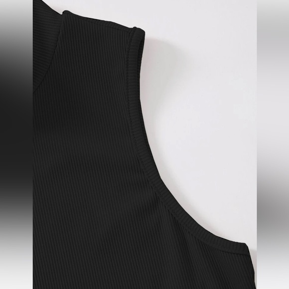 LE3NO Ribbed High Neck Tank - Picture 3 of 4